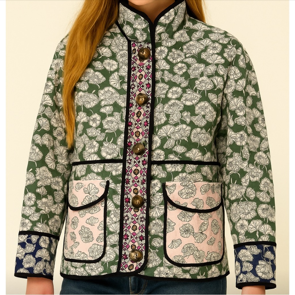 COMMENSE Floral Patterned Jacket with Pink Accents